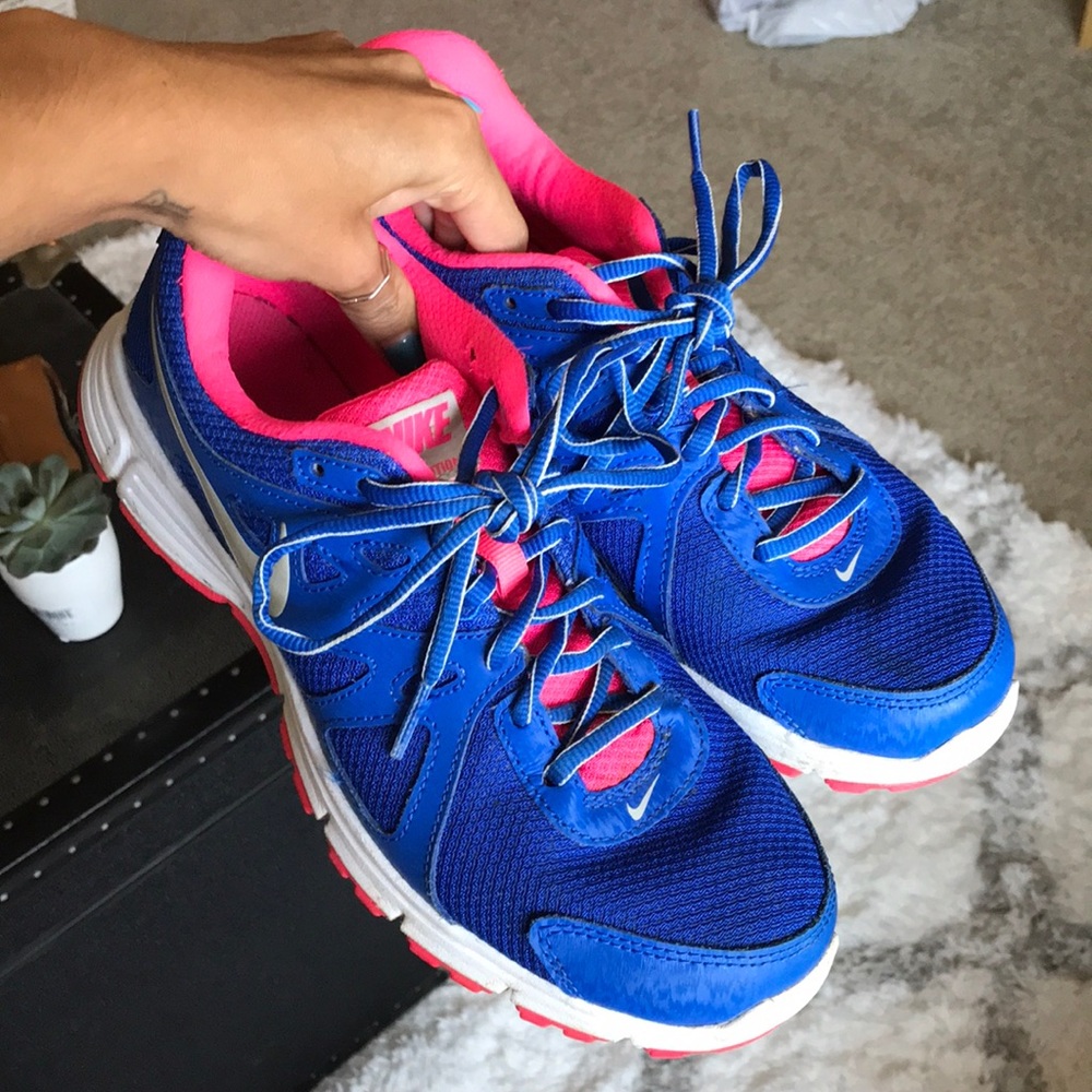 Nike shoes